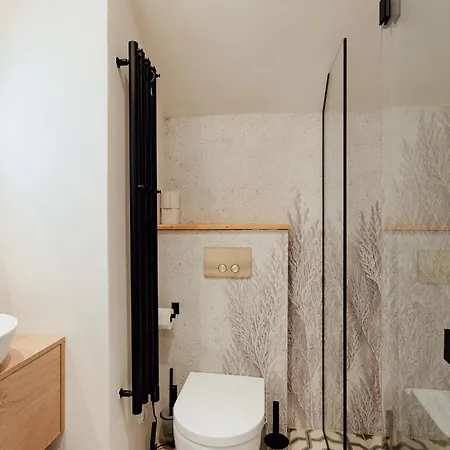 Apartmanovy Dom Bisou Banska Stiavnica Exterior photo