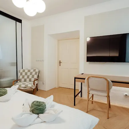 Apartmanovy Dom Bisou Banska Stiavnica Exterior photo